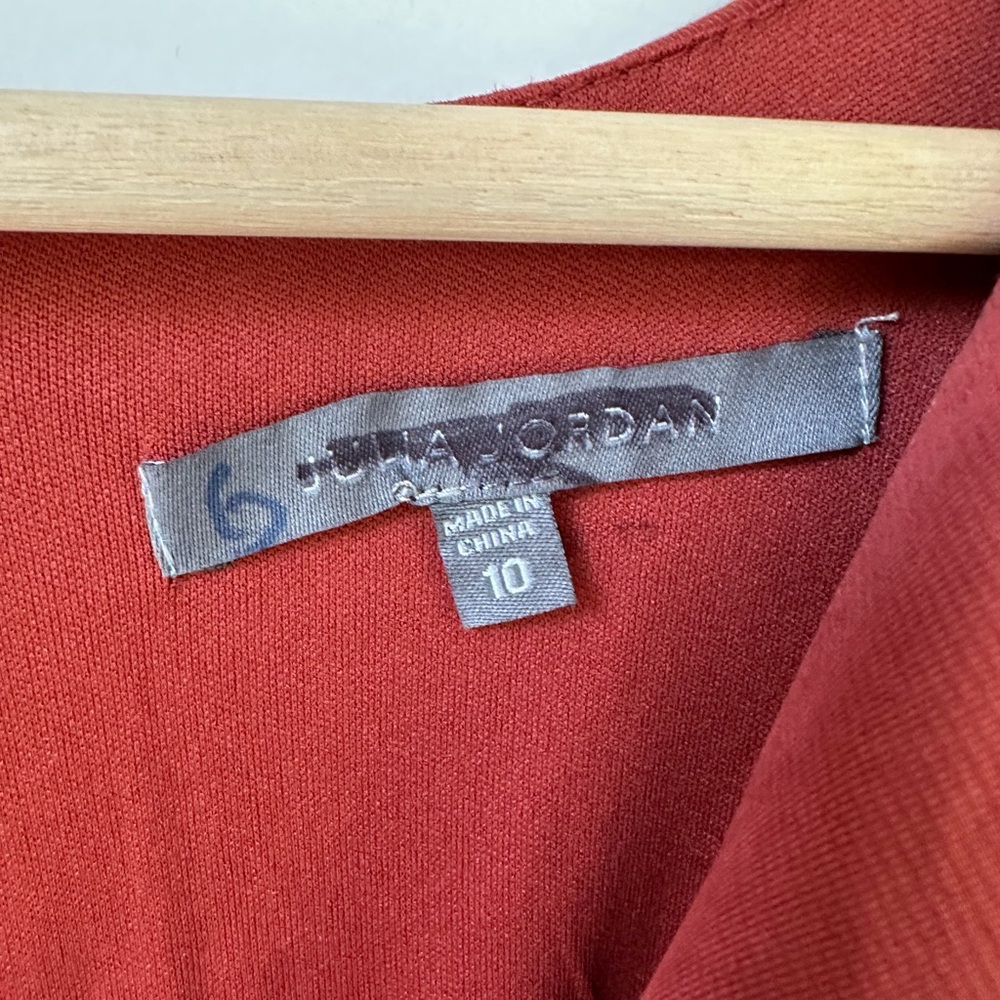 New Julia Jordan Flutter Sleeve Twist Front Dress - image 4